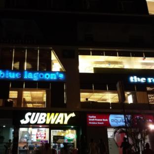 hotel blue lagoons manjalpur