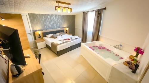 bloomtalya hotel