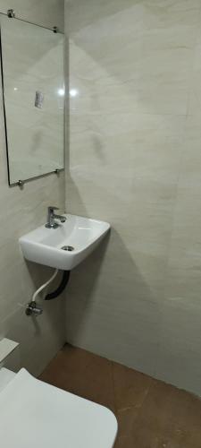 hotel siddharth residency near nesco