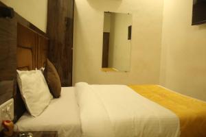 hotel siddharth residency near nesco