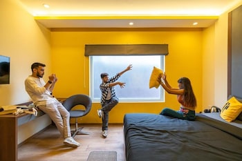 the hosteller bangalore brigade road