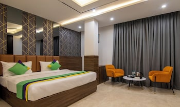 treebo the armani near igi airport
