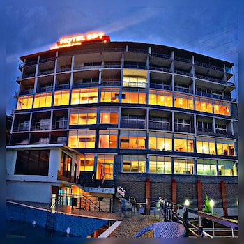 Spt Clarks Inn Suite Mandi,,3 star
