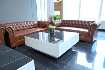 spt clarks inn suite mandi