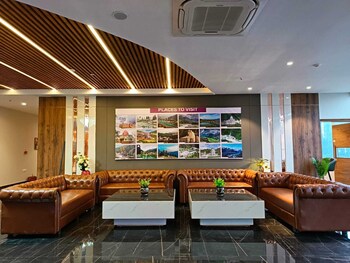 spt clarks inn suite mandi