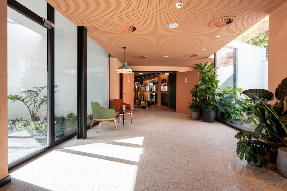 the editory garden porto hotel