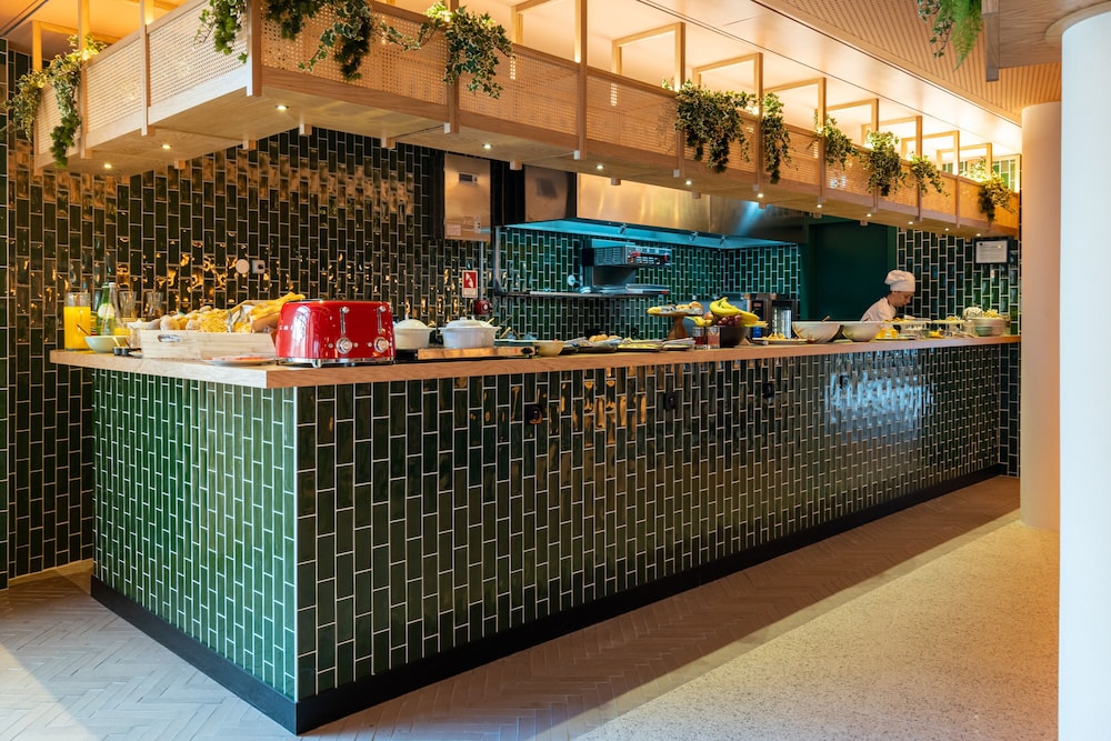 the editory garden porto hotel