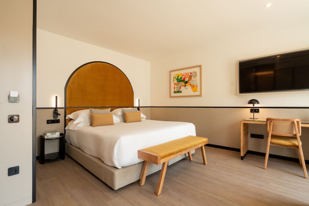 the editory garden porto hotel