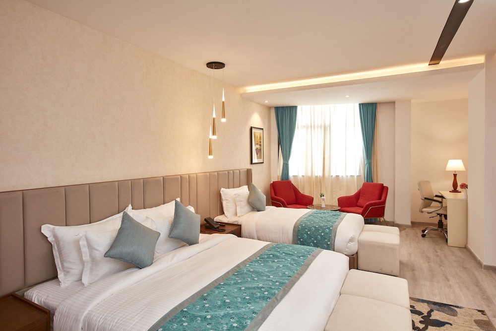 indreni suites hotel