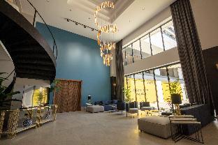 v center hotel