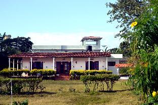 safari land and guest house