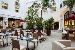 Hotel-Img