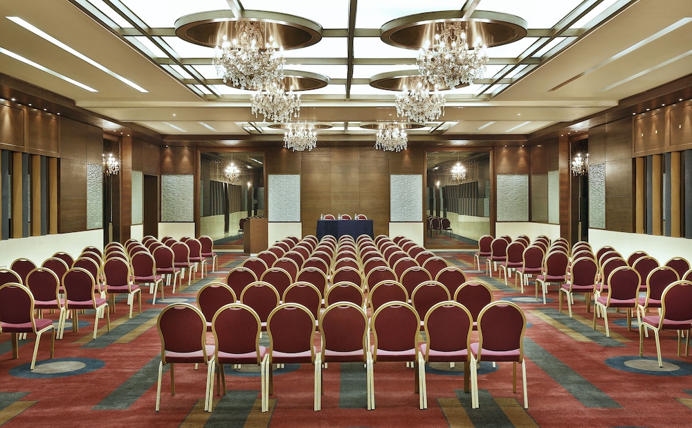 crowne plaza amman by ihg