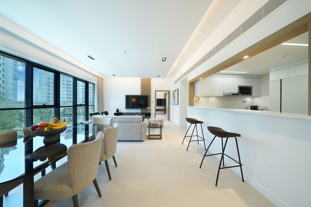 cheval maison the palm dubai