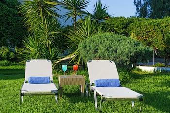 stefania hotel