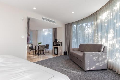 hotel elements by marquis