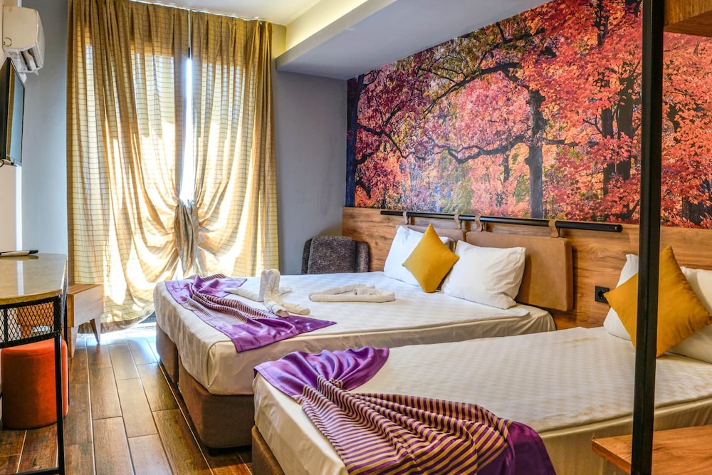 lupo libero hotel and spa