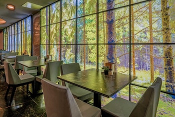 lupo libero hotel and spa