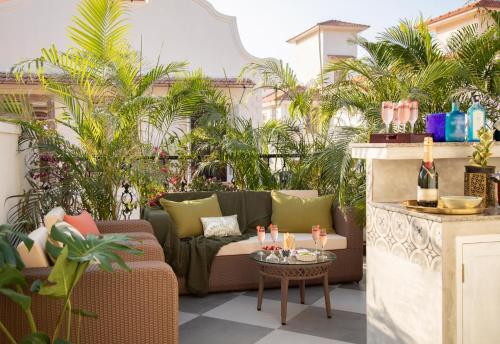 Colina - Villa A,Jq2c+25F, Unnamed Road, Bouta Waddo, Assagao, Goa 403507,5 star