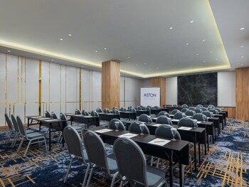 aston pekalongan syariah hotel and conference center