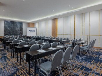 aston pekalongan syariah hotel and conference center