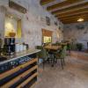 escape cave suites