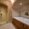 escape cave suites