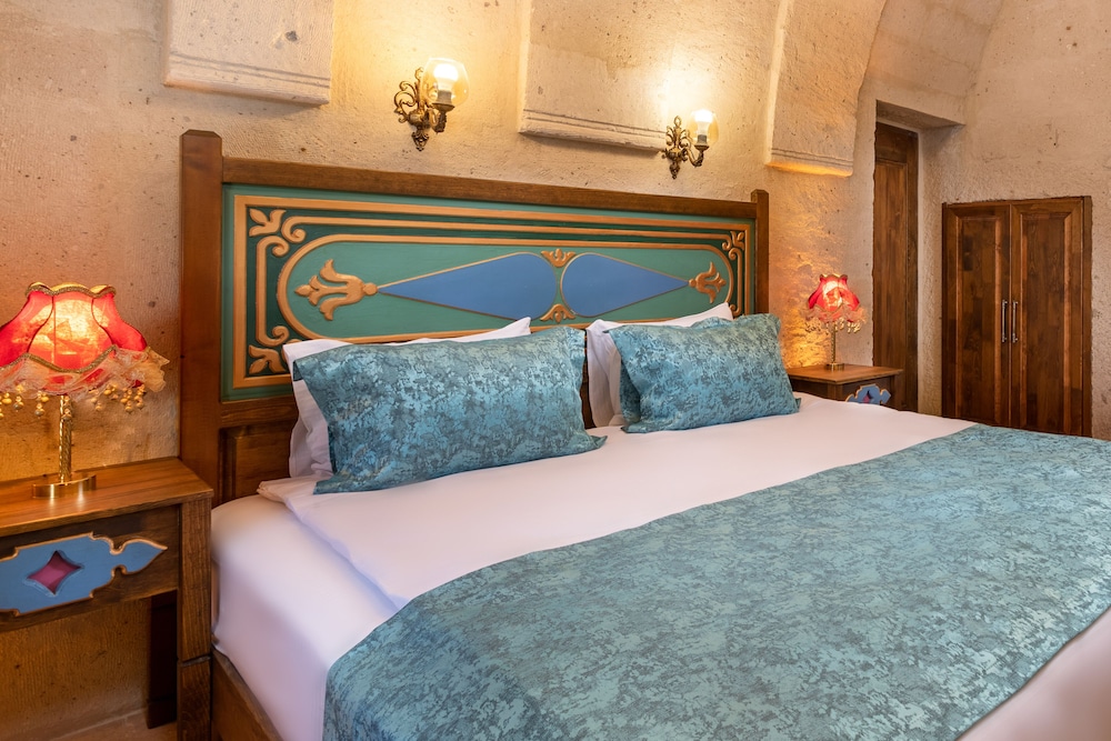 oba cave hotel
