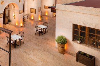 oba cave hotel