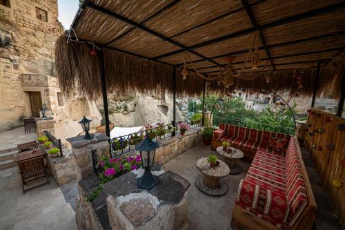 shiraz cave cappadocia