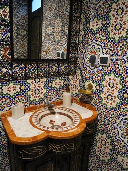 riad searenity