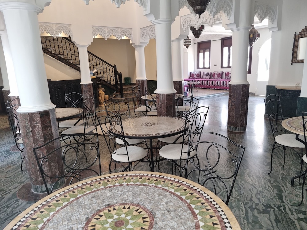 riad searenity