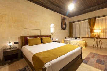 uzay cave suite hotel