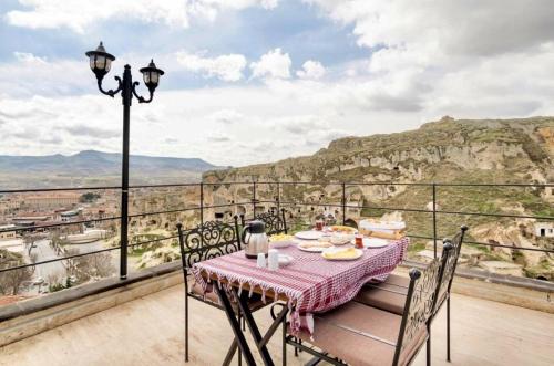 uzay cave suite hotel