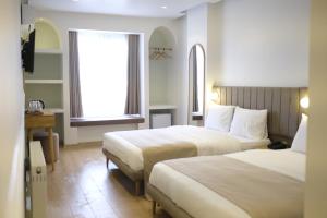 meshk airport hotel