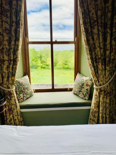 wild honey inn