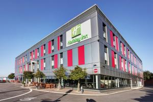 holiday inn london luton airport by ihg