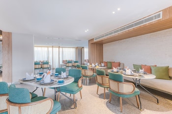 ewaa express hotel al shati