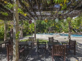 hidden paradise cottages