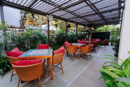 regal business suites