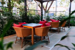 Regal Business Suites,India>>Bengaluru,4 star