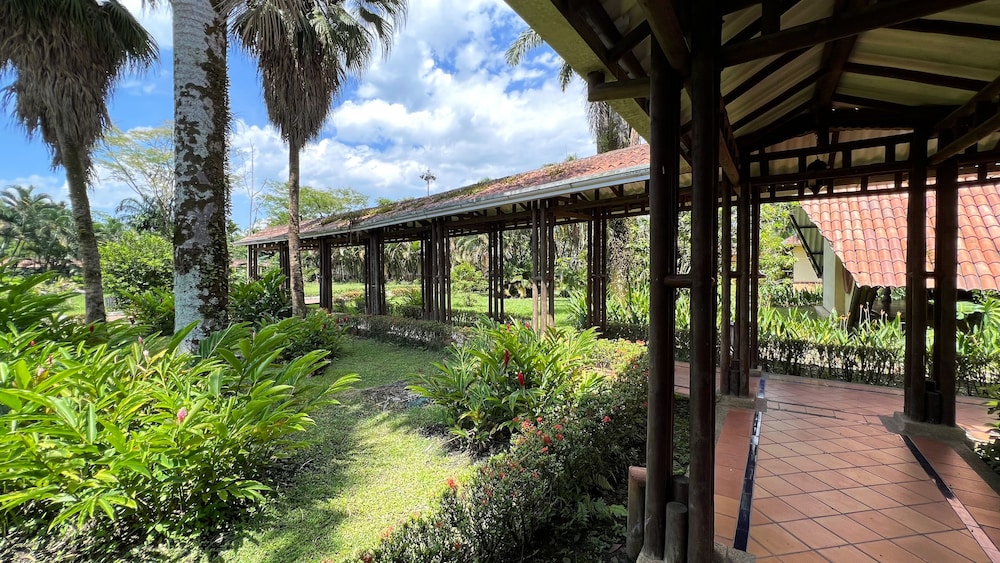 tequendama hotel campestre villavicencio
