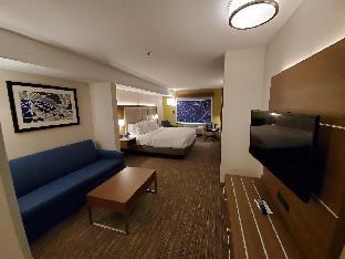 holiday inn express hotel and suites lynnwood by ihg