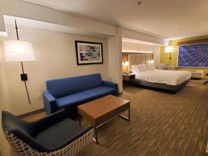 holiday inn express hotel and suites lynnwood by ihg