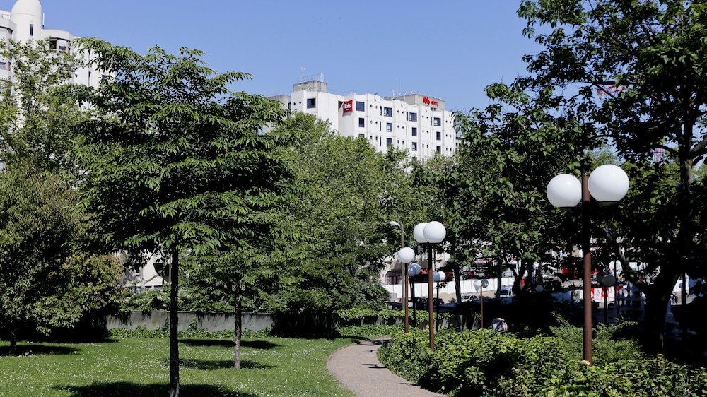 ibis lyon part dieu les halles