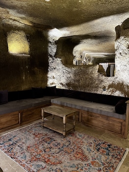 chakra special caves