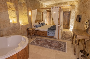 chakra special caves