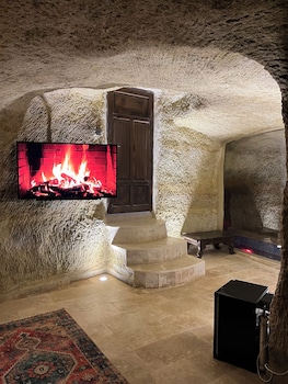 chakra special caves