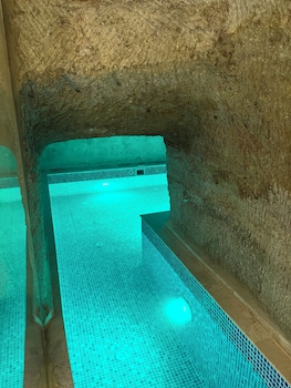 chakra special caves