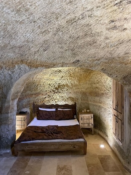 chakra special caves